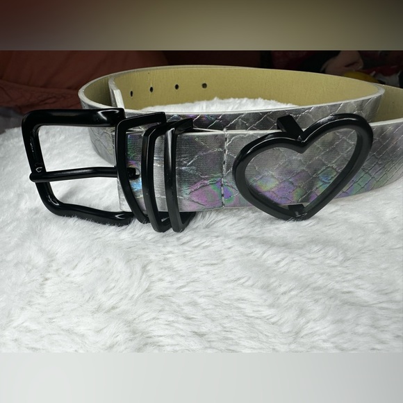 💥3/$20🔮NO BOUNDARIES Oil Slick Belt- Size Large - Picture 5 of 8
